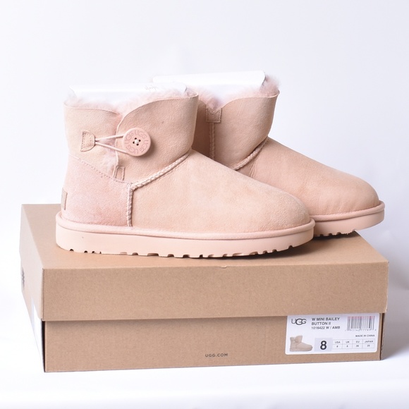 ugg w mini bailey button